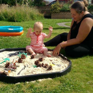 Summer messy play classes in Newcastle